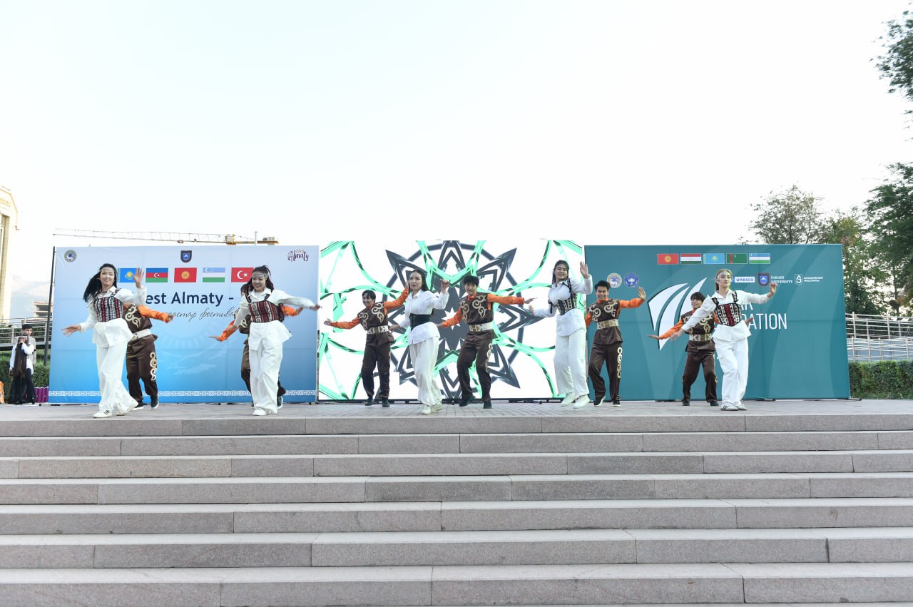 «Turki Fest Almaty – 2025»  стал важным шагом на пути укрепления взаимопонимания и доверия среди молодежи, а также вывода международного сотрудничества на новый уровень!